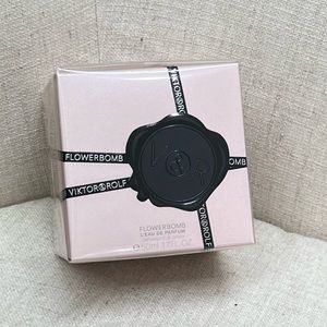 VIKTOR & ROLF Women's Flowerbomb Eau de Parfum 50ml